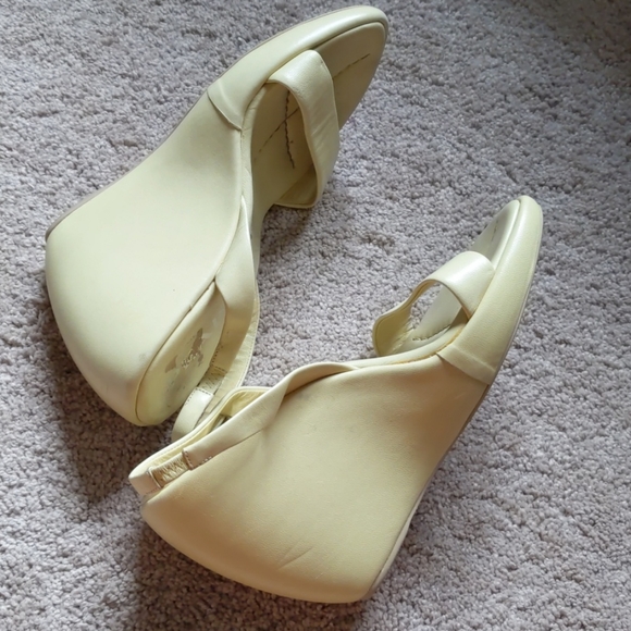 Prada Wedges - Picture 7 of 12